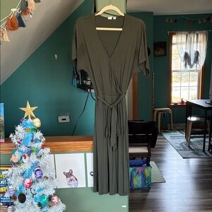 Gap Women's Olive Green Faux Wrap Maxi Dress with Tie Waist